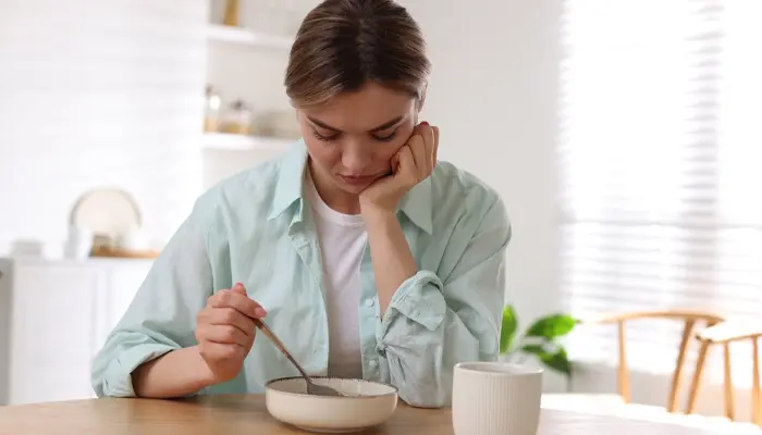 Tác động của trầm cảm không có loạn thần là gây ảnh hưởng đến sức khỏe thể chất như chán ăn 