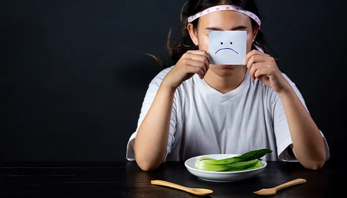 Tâm trạng và thói quen ăn uống có mối liên hệ chặt chẽ với nhau