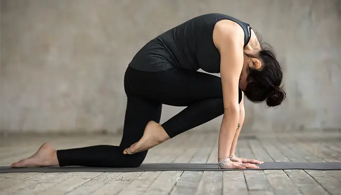 Bài tập Yoga tư thế gập người trước 