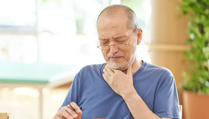 Bệnh Parkinson ảnh hưởng đến tiêu hóa, khả năng nuốt