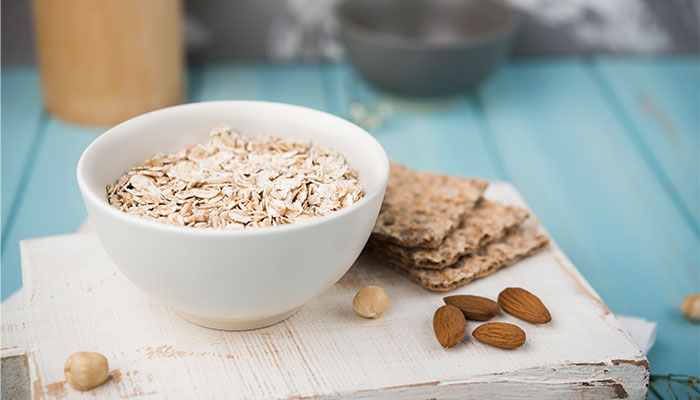 Bệnh động kinh nên ăn thực phẩm giàu chất xơ hòa tan như yến mạch