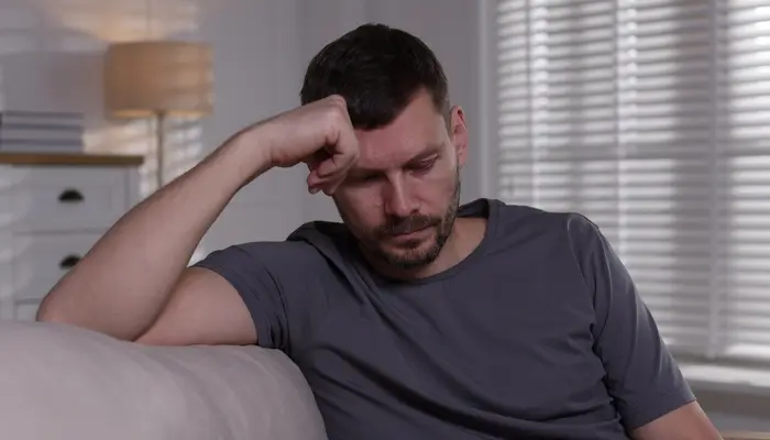 Trầm cảm mức độ 2 là mức độ rối loạn tâm trạng có triệu chứng rõ ràng 