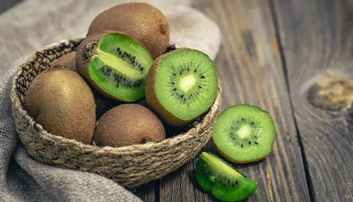 Kiwi cũng là trong số các loại trái cây hỗ trợ giấc ngủ hiệu quả
