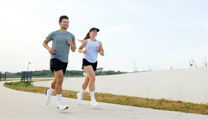 Cách chữa trầm cảm không dùng thuốc là thường xuyên vận động thể chất 