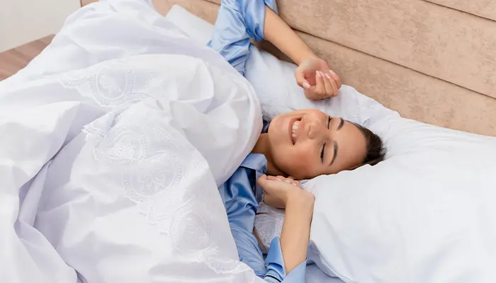Cách đi ngủ đúng giờ hiệu quả là duy trì giờ ngủ và giờ thức cố định mỗi ngày 