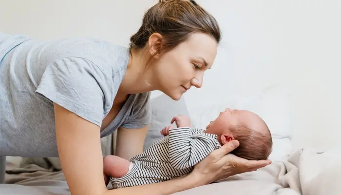 Cho bé nằm ngửa khi ngủ là cách giúp bé ngủ ngon và sâu giấc hơn