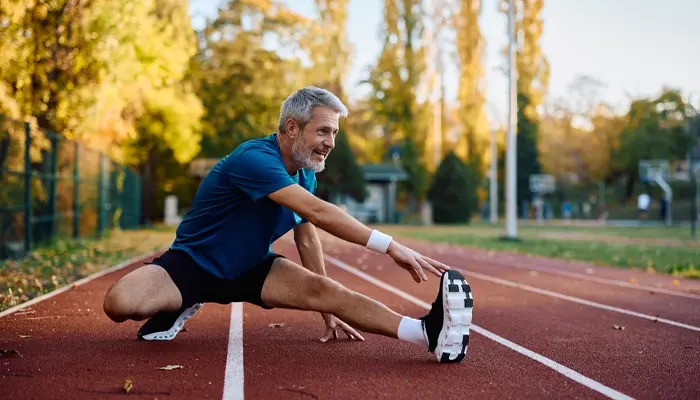 Tập thể dục thường xuyên cũng là cách kiểm soát sự tiến triển của bệnh Alzheimer