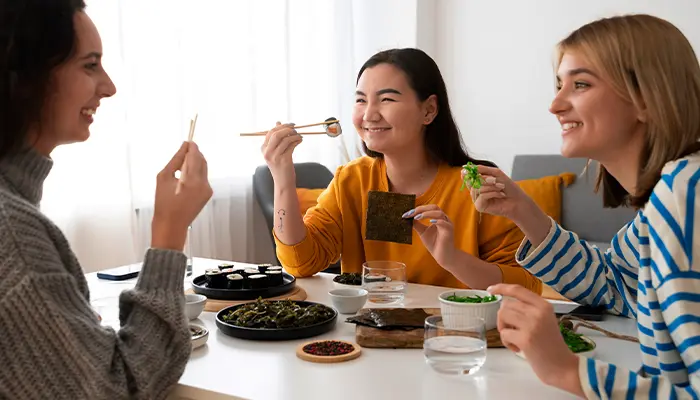 Nên xây dựng chế độ ăn uống lành mạnh để giảm lo âu