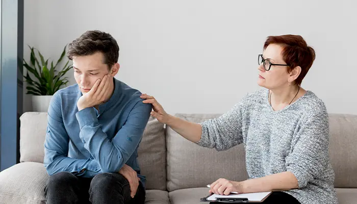 Cách nói chuyện với người trầm cảm hãy bắt đầu bằng sự quan tâm chân thành