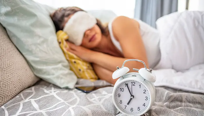 Ngủ đúng giấc và đúng giờ cũng là cách phòng ngừa trầm cảm tái phát