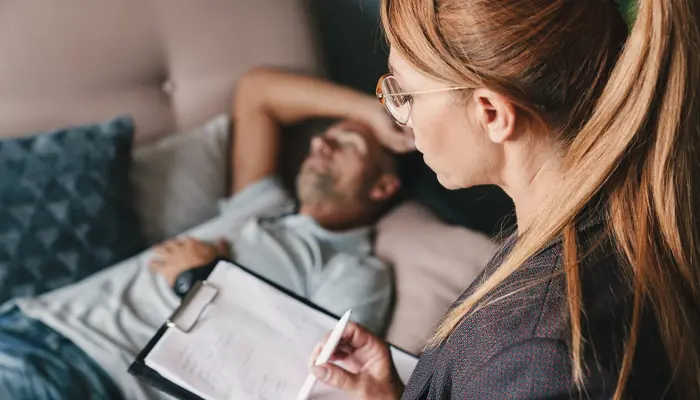 Tâm lý trị liệu cũng là phương pháp điều trị bệnh trầm cảm