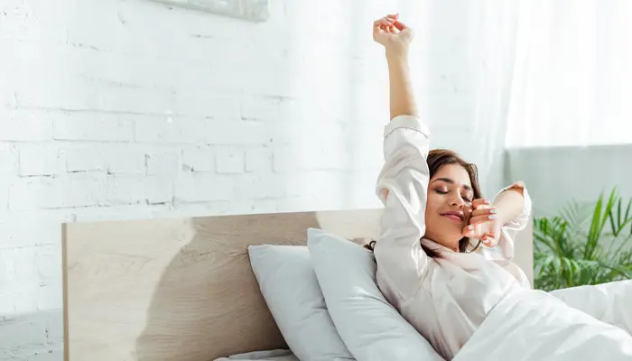 Tạo không gian ngủ thoải mái sẽ giúp hạn chế tình trạng mất ngủ khó thở 