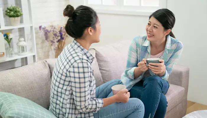 Chia sẻ cảm xúc với người thân, bạn bè sẽ giúp giảm bớt căng thẳng, trầm cảm 