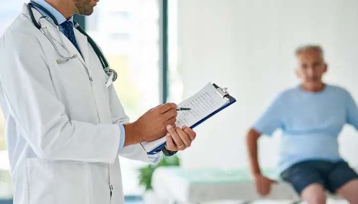 Chẩn đoán bệnh Parkinson dựa vào đánh giá các triệu chứng lâm sàng