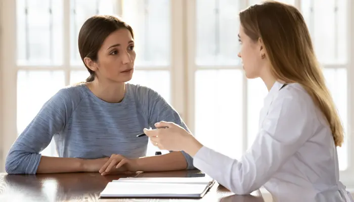 Bác sĩ sẽ vào các biểu hiện để đánh giá mức độ của bệnh