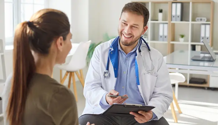 Bác sĩ chẩn đoán rối loạn lo âu ám ảnh sợ hãi dựa trên các đánh giá lâm sàng