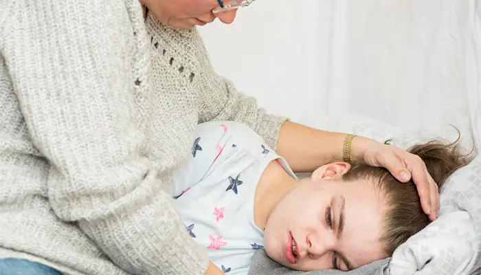 Các loại co giật là co giật do sốt ở trẻ nhỏ