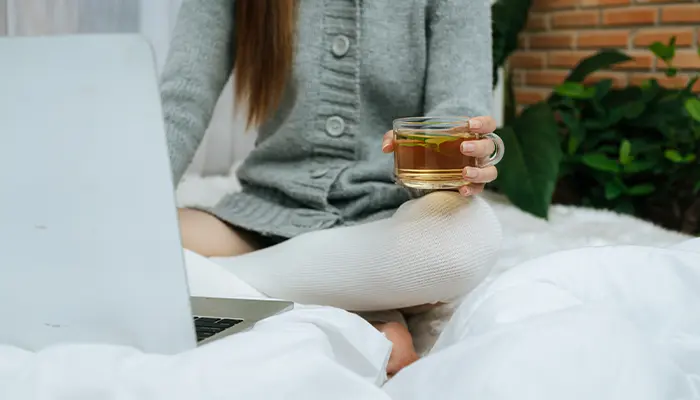 Một số người cảm thấy khó ngủ khi uống trà dây là do uống quá nhiều gần giờ đi ngủ 