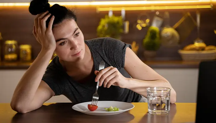 Dấu hiệu bệnh trầm cảm nặng ăn uống không ngon miệng