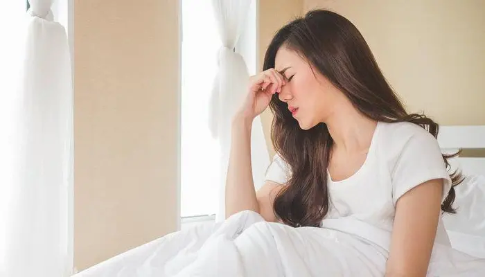 Cơn đau đầu xuất hiện với tần suất dày, tái đi tái lại có thể là biểu hiện liên quan đến trầm cảm