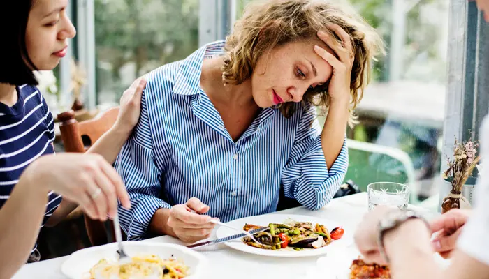 Dấu hiệu trầm cảm nhẹ về thể chất với tình trạng ăn không ngon