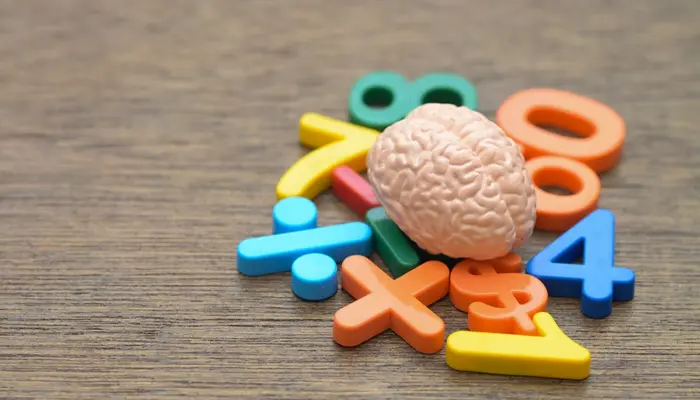 Bệnh Alzheimer và Parkinson giống nhau ở chỗ đều là các bệnh thoái hóa thần kinh tiến triển