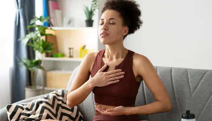 Điều trị ngủ không dậy được với phương pháp thư giãn hít thở sâu 