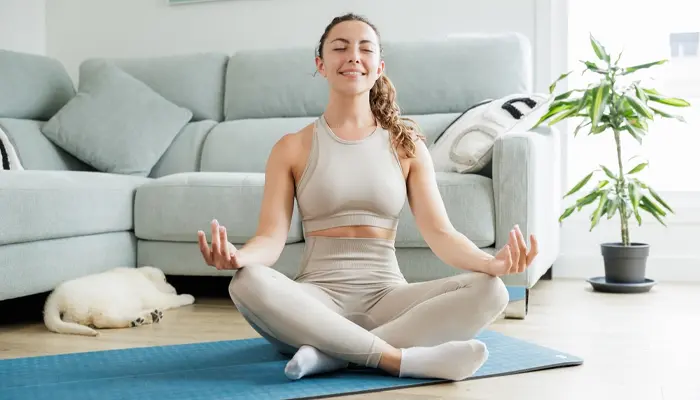 Kỹ thuật thư giãn bằng yoga cũng là phương pháp điều trị rối loạn lo âu bệnh tật