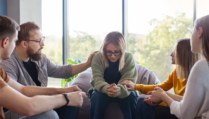 Người thân nên lắng nghe và đồng hành cùng người bệnh nhiều hơn