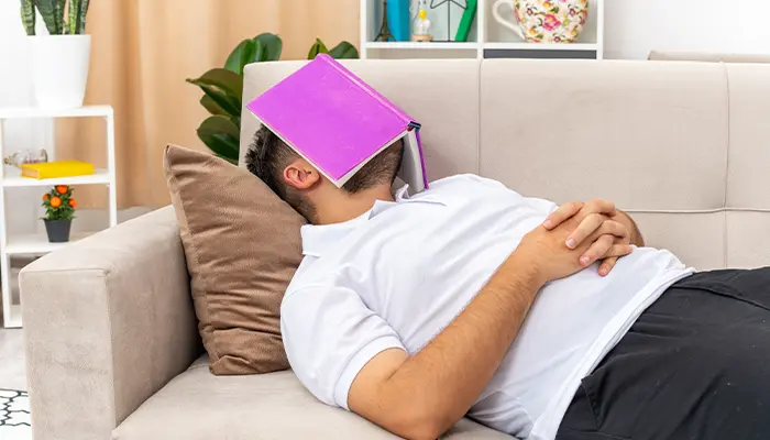 Hạn chế ngủ trưa quá lâu, chỉ nên ngủ khoảng 15-30 phút