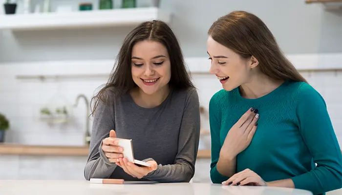 Lắng nghe và chia sẻ từ người bệnh cũng là cách giúp phòng ngừa biến chứng 