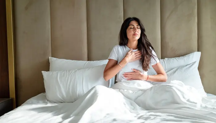 Khắc phục ngủ không sâu giấc với kỹ thuật thở 4-7-8