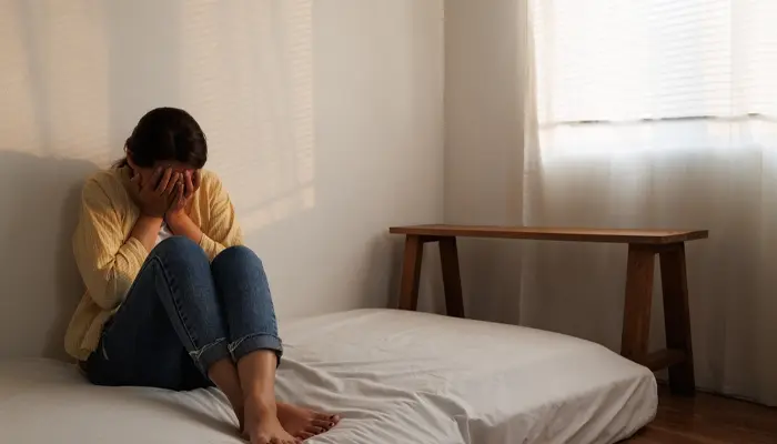 Khi các triệu chứng rối loạn lo âu kéo dài trên 6 tháng khó kiểm soát thì nên đi khám