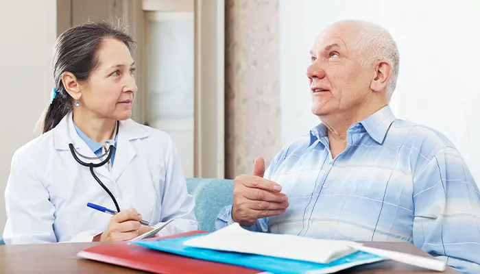 Người già mất ngủ cần đi khám bác sĩ khi triêu chứng mất ngủ kéo dài nhiều tuần