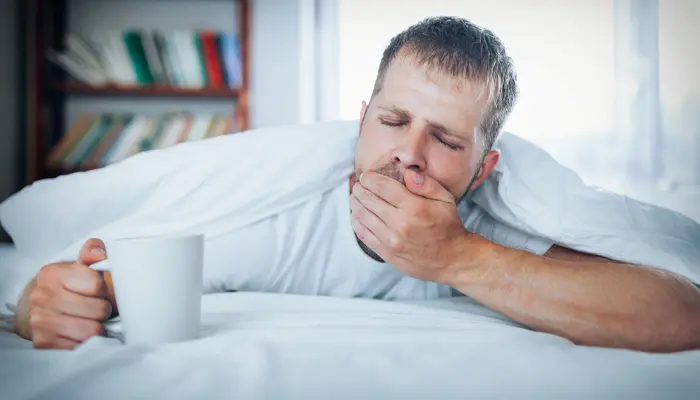 Để ngủ ngon sau khi uống rượu bạn cần hạn chế uống vào buổi tối