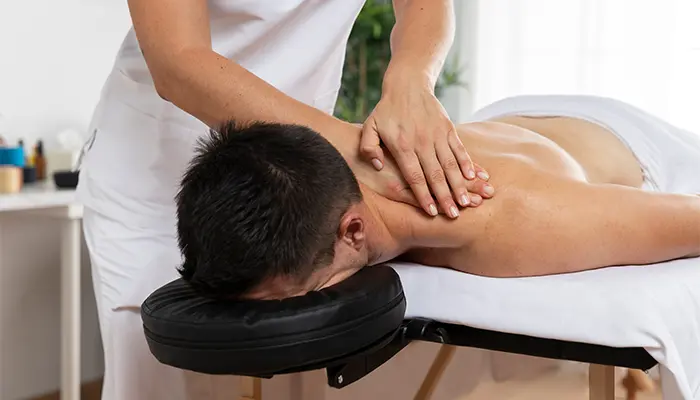 Xoa bóp giúp thư giãn, giảm mệt mỏi lẫn tinh thần và thể chất