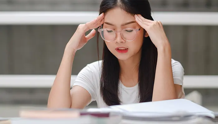 Mất ngủ gây bệnh gì? Ảnh hưởng đến trí nhớ và khả năng tập trung