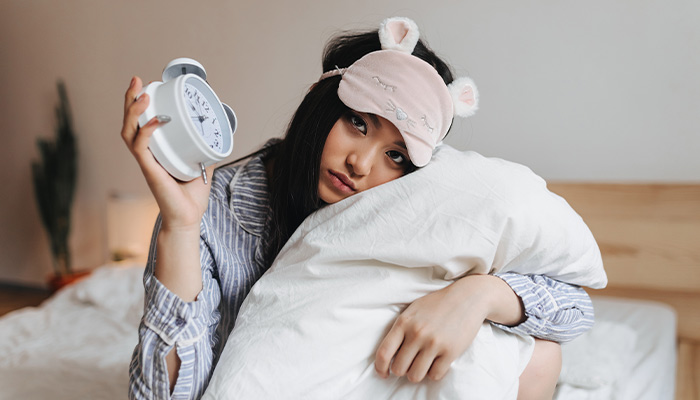 Mất ngủ là rơi vào tình trạng khó ngủ, ngủ không sâu