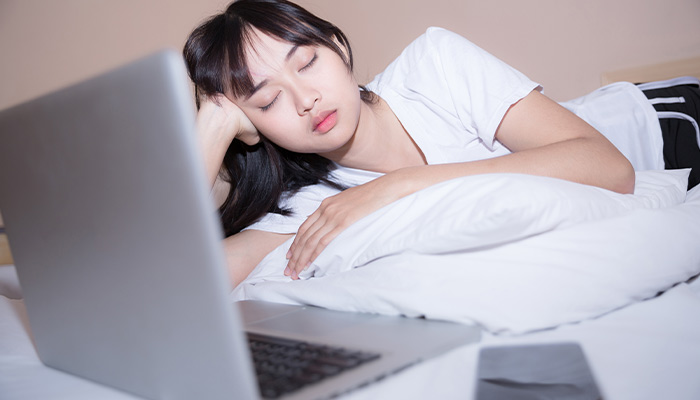 Các giai đoạn mất ngủ sau 36 giờ sẽ rơi vào trạng thái buồn ngủ cực mạnh