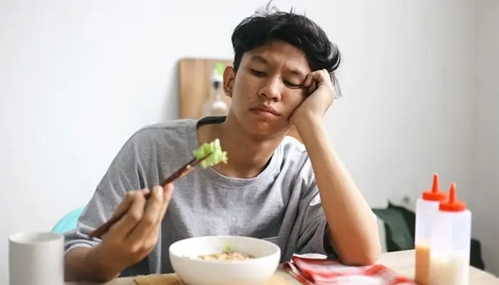 Chế độ dinh dưỡng cũng là yếu tố quan trọng giúp cải thiện trầm cảm 