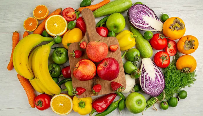 Ăn gì chữa mất ngủ cho người già? Nhóm thực phẩm rau xanh và trái cây 