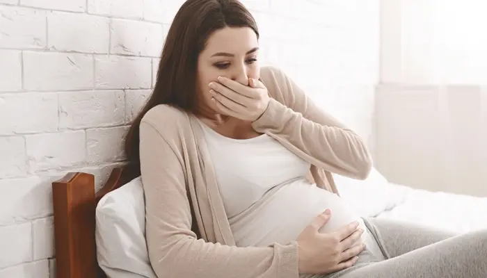 Thiếu sự quan tâm từ người thân khi mẹ bầu ốm nghén cũng là nguyên nhân gây trầm cảm 