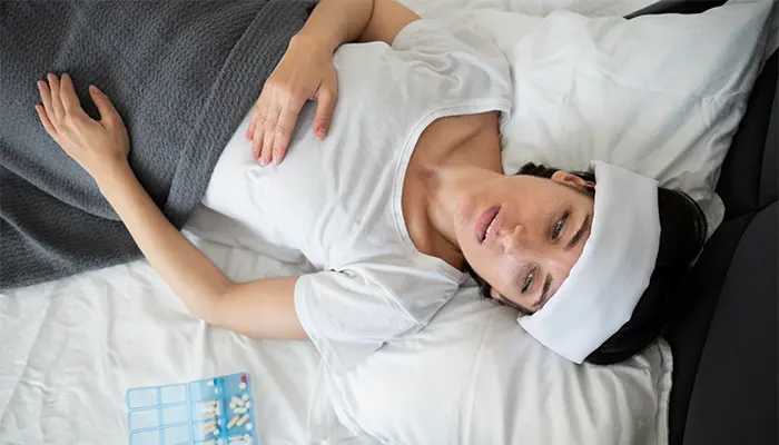 Nguyên nhân mất ngủ sau phẫu thuật có thể là do vết thương còn đau hoặc do tác dụng phụ của thuốc