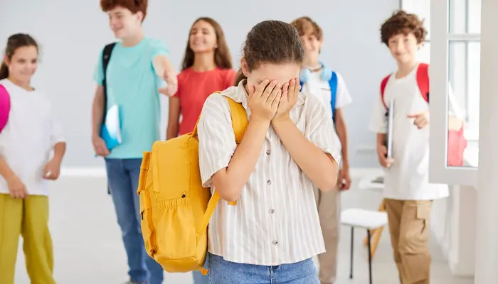 Rối loạn lo âu ở trẻ em có thể xuất phát từ môi trường, yếu tố sinh học 