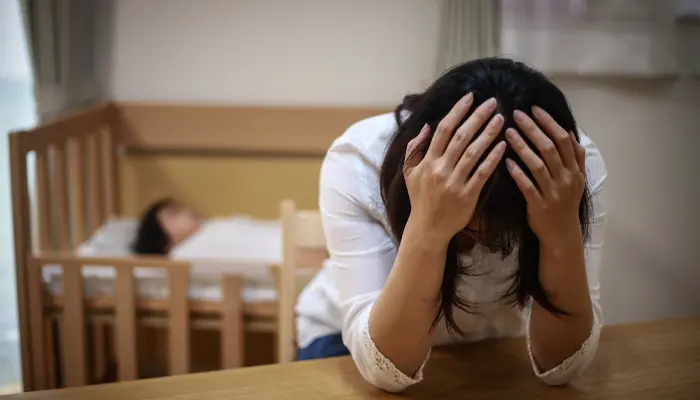 Áp lực và căng thẳng trong việc chăm sóc trẻ dễ khiến mẹ bị trầm cảm tái phát 