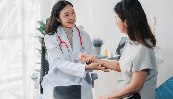 Nên đi khám bác sĩ càng sớm khi có các dấu hiệu của rối loạn lo âu lan tỏa 