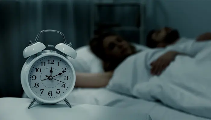 Duy trì thói quen ngủ và thức dậy đúng giờ mỗi ngày để phòng ngừa rối loạn lo âu gây mất ngủ 