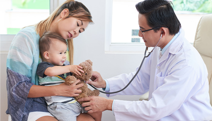 Điều trị bệnh động kinh ở trẻ em bằng thuốc, phẫu thuật, chế độ ăn