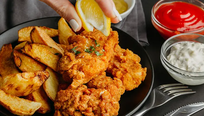 Người rối loạn lưỡng cực nên tránh ăn thực phẩm chiến rán, thức ăn nhanh