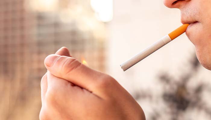 Thuốc lá là sản phẩm làm từ lá cây thuốc lá thái sợi, có chứa nicotine 